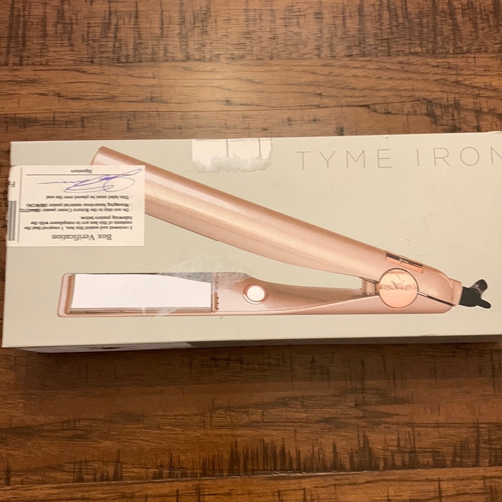 NEW OPEN BOX Tyme iron pro